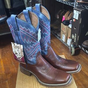 Ariat Brown and Blue Cowboy Boots with Geometric Design